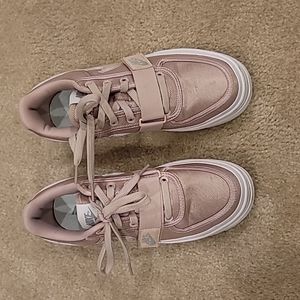 Nike women's platform sneakers light pink/white/ mint green size 7.5